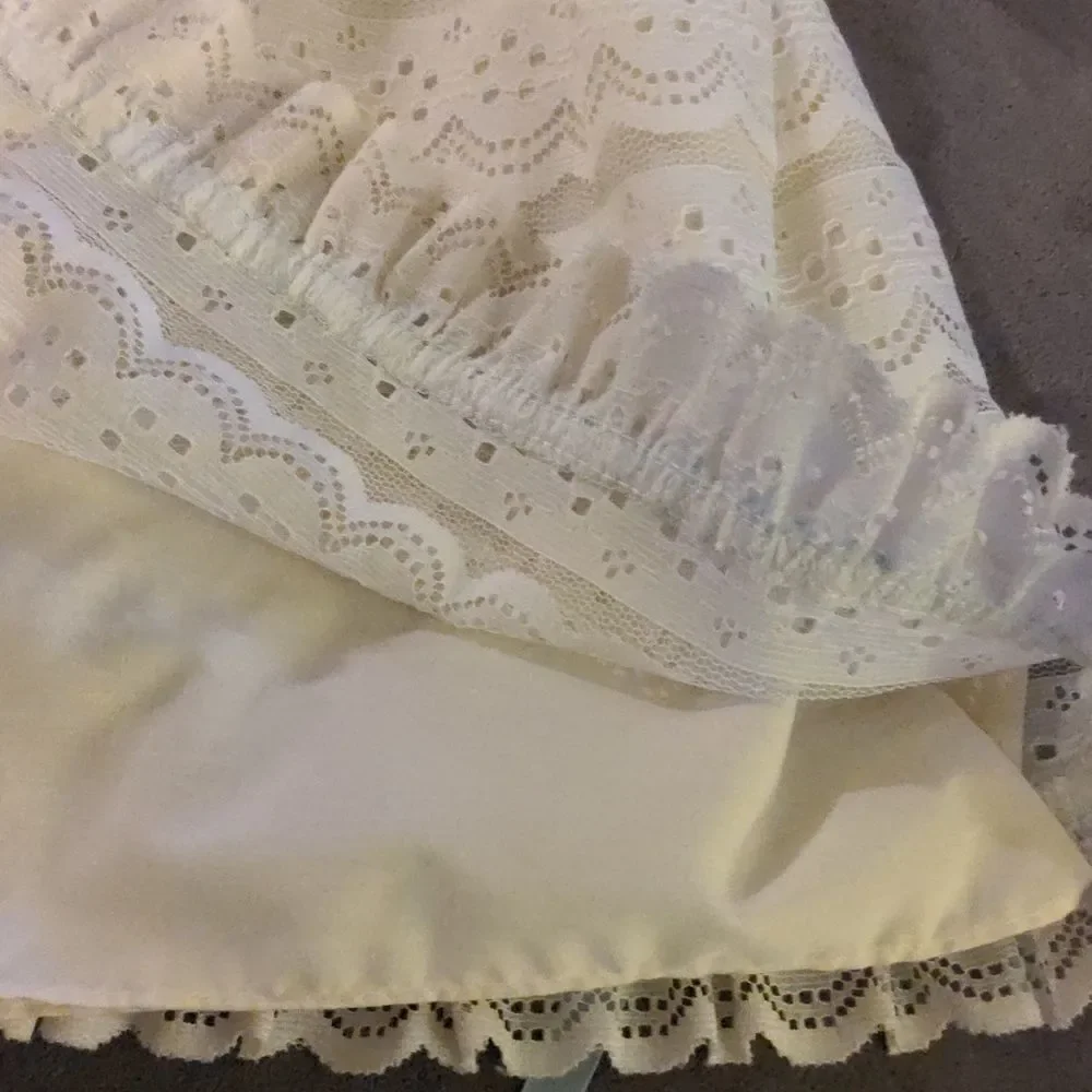 Cinderella vintage union made white‎ dress with blue ribbon size 18  Lace Satin